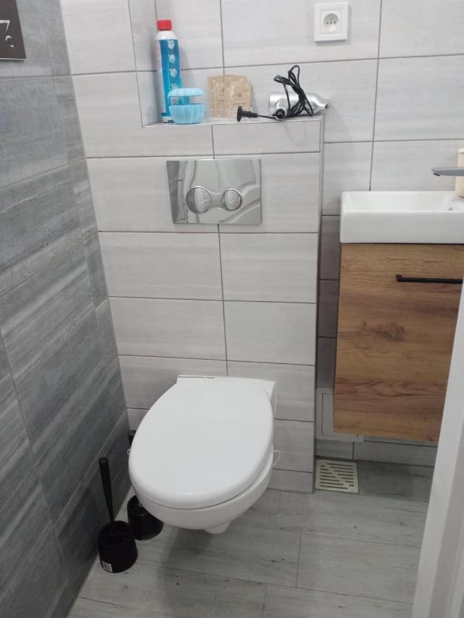 Uroczy Apartament كراكوفيا المظهر الخارجي الصورة